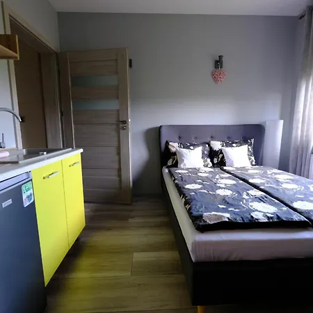 Wiejski Raj Aparthotel 3*